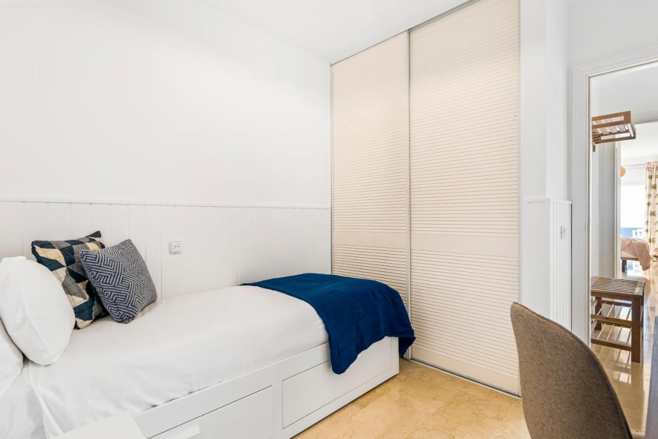 La Nea Beach Apartment Radazul 外观 照片