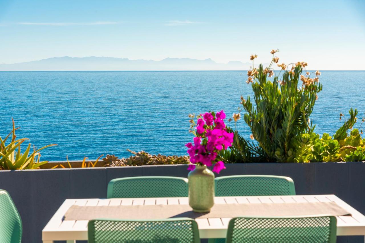 La Nea Beach Apartment Radazul 外观 照片