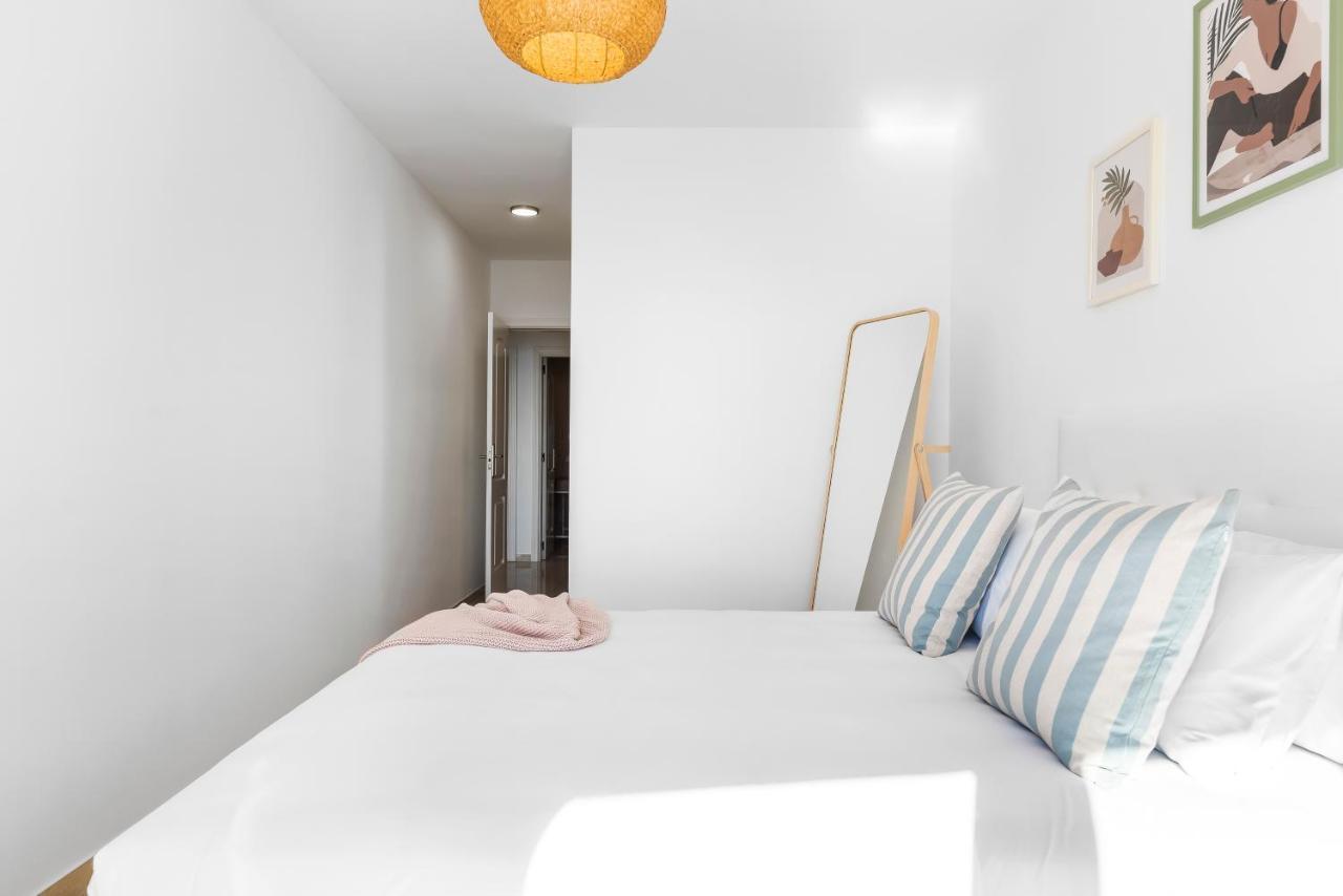 La Nea Beach Apartment Radazul 外观 照片