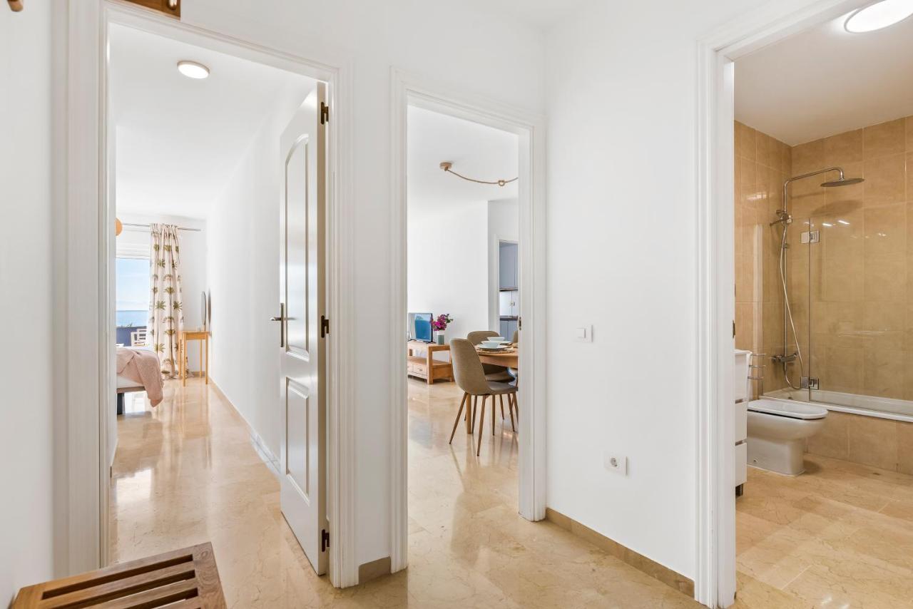 La Nea Beach Apartment Radazul 外观 照片